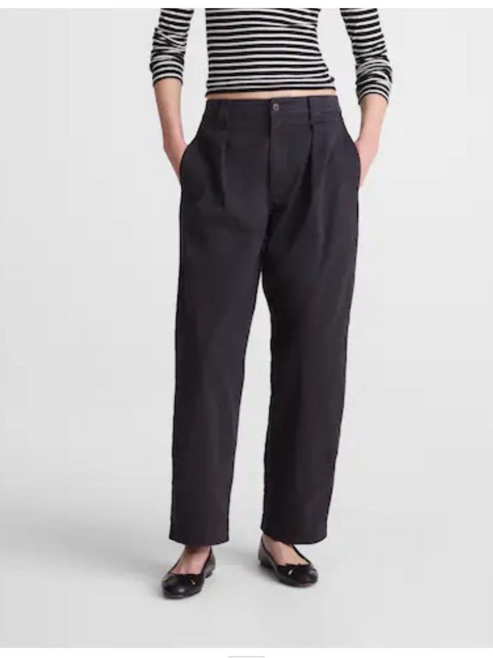 Madewell the barrel leg chino pant comfort stretch In pepper
